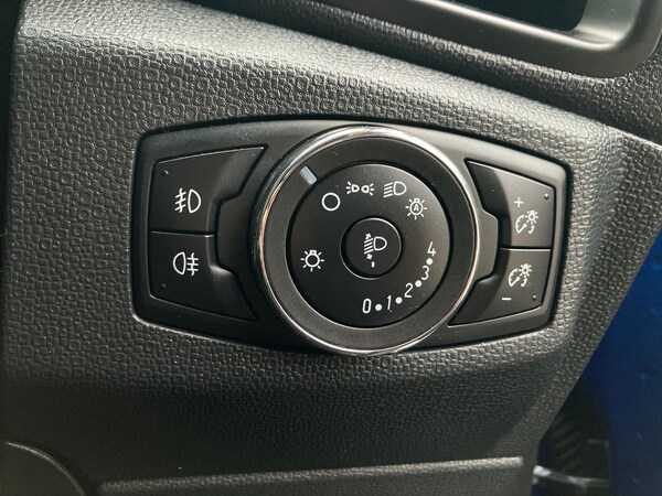 Used Ford Ecosport 2018 for sale - 76230742: Photo 40