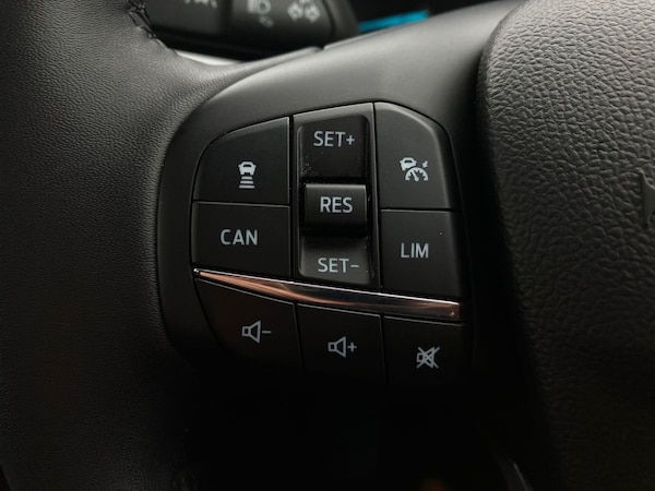 Used Ford Focus 2022 for sale - 76142260: Photo 19