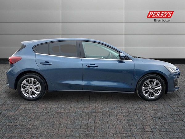 Used Ford Focus 2022 for sale - 76142260: Photo 3
