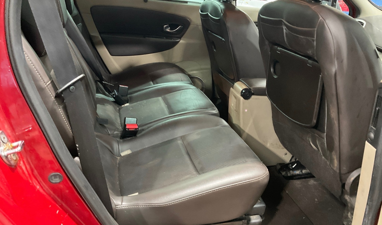 Used Renault Grand Scenic 2010 for sale - 77573162: Photo 11