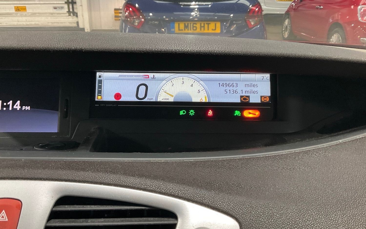 Used Renault Grand Scenic 2010 for sale - 77573162: Photo 9