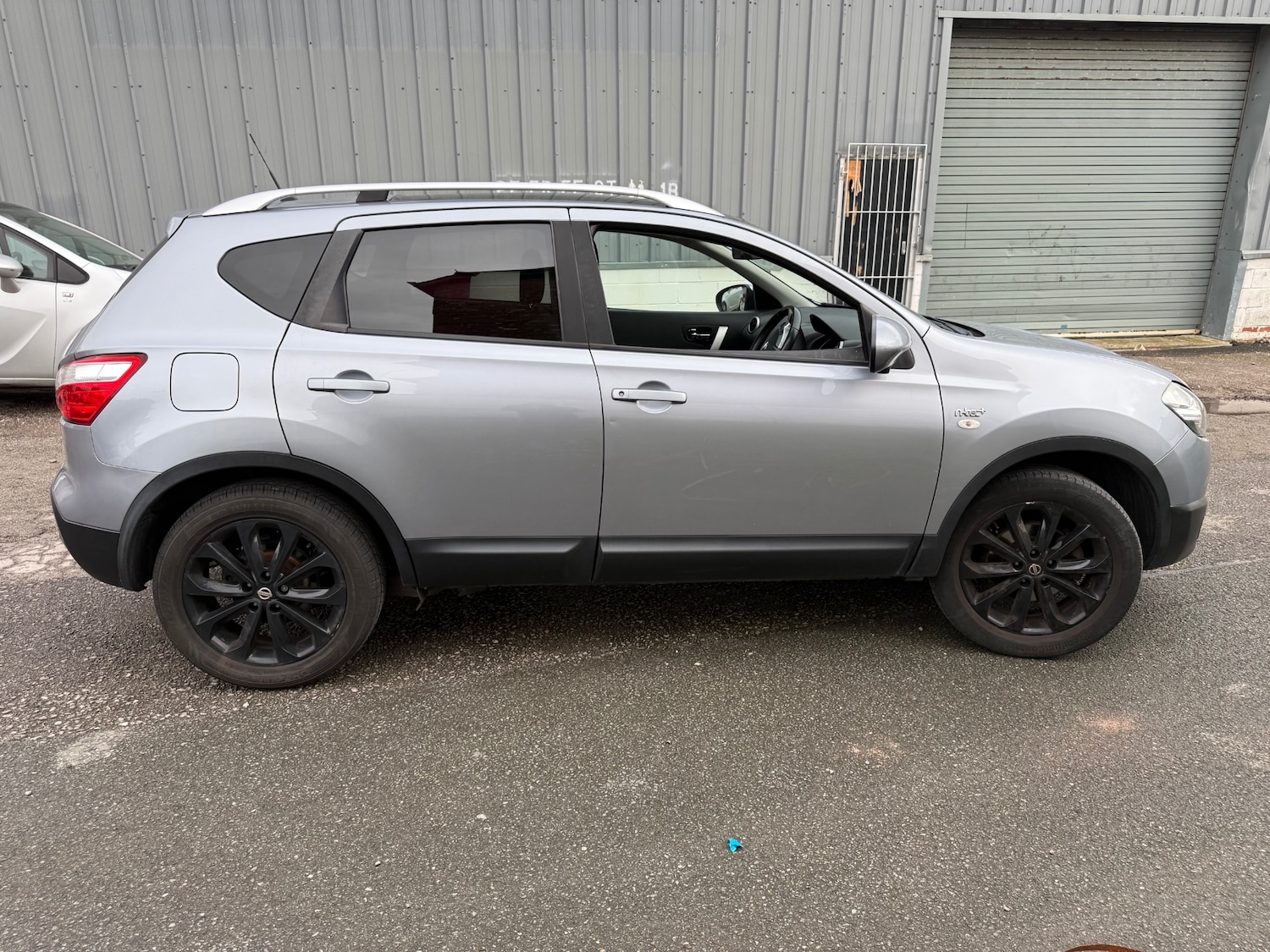 Used Nissan Qashqai 2012 for sale - 77650100: Photo 8