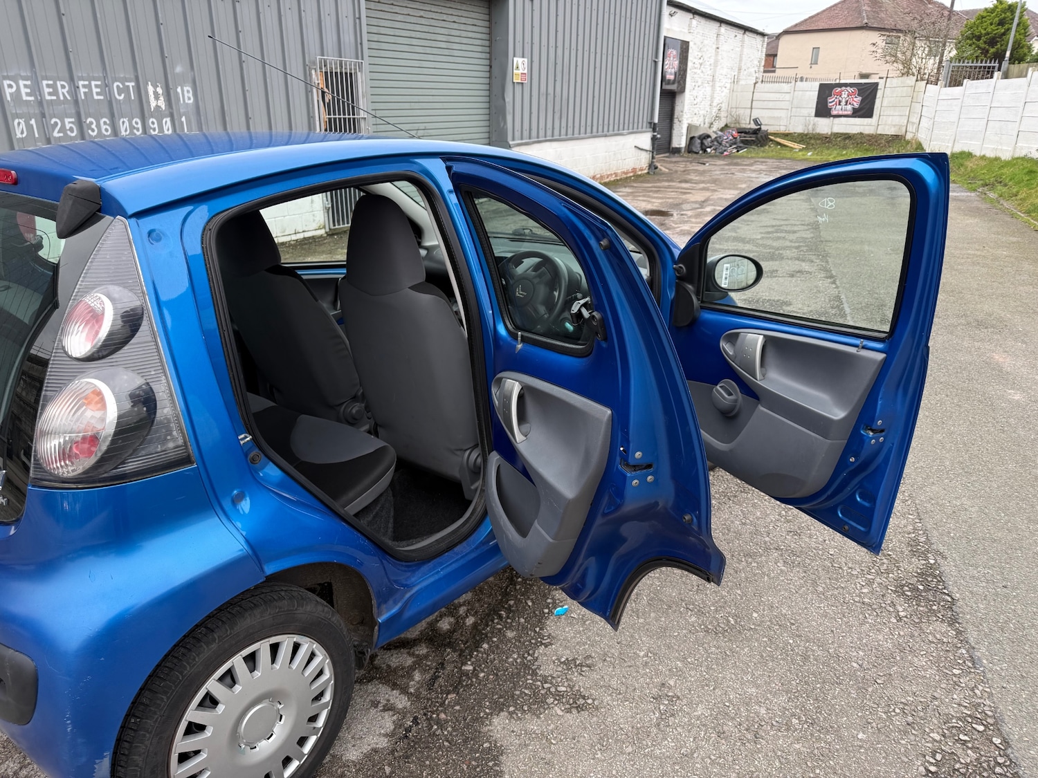 Used Citroen C1 2009 for sale - 77640324: Photo 11