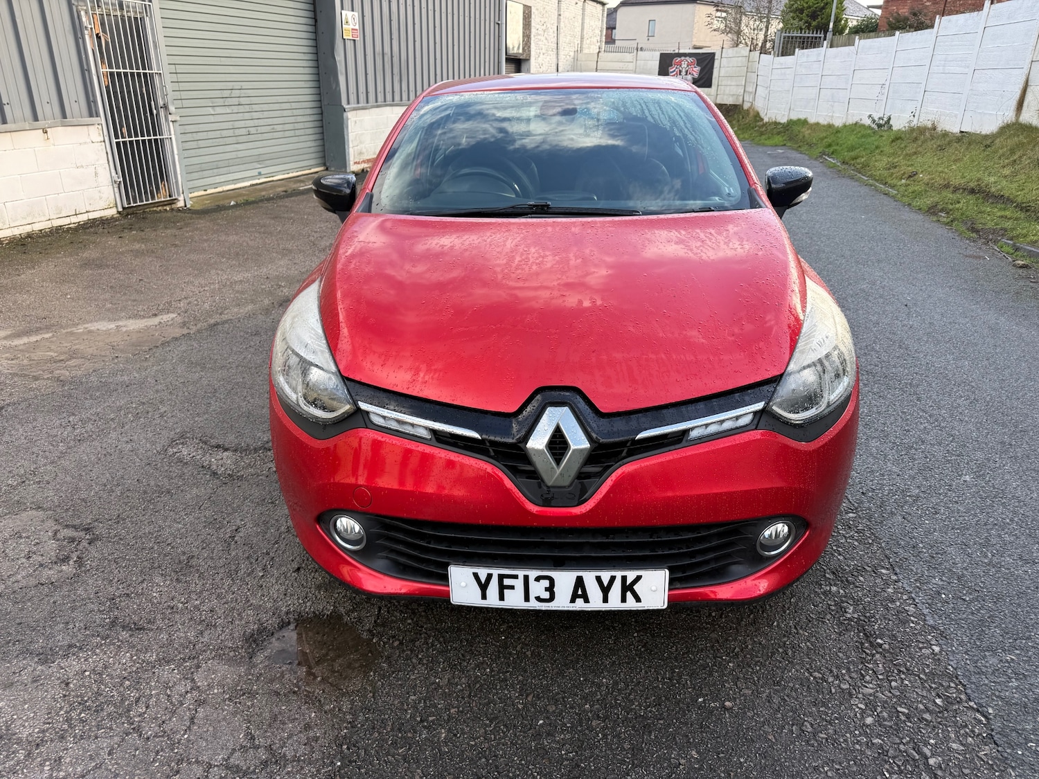 Used Renault Clio 2013 for sale - 77225710: Photo 2