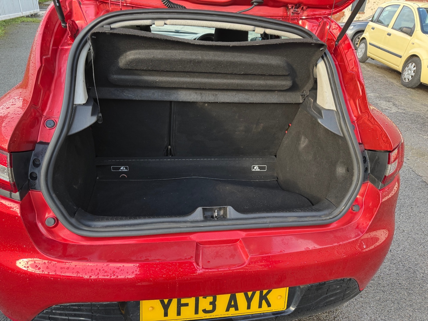 Used Renault Clio 2013 for sale - 77225710: Photo 8