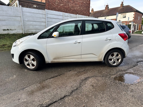 Used Kia Venga 2014 for sale - 73363750: Photo 4