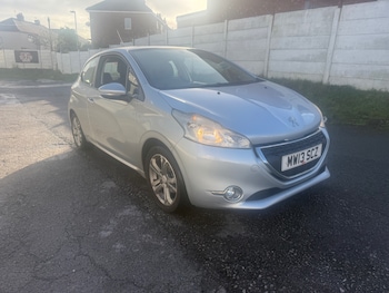 2013 (13) - 1.4 HDi Active 3dr