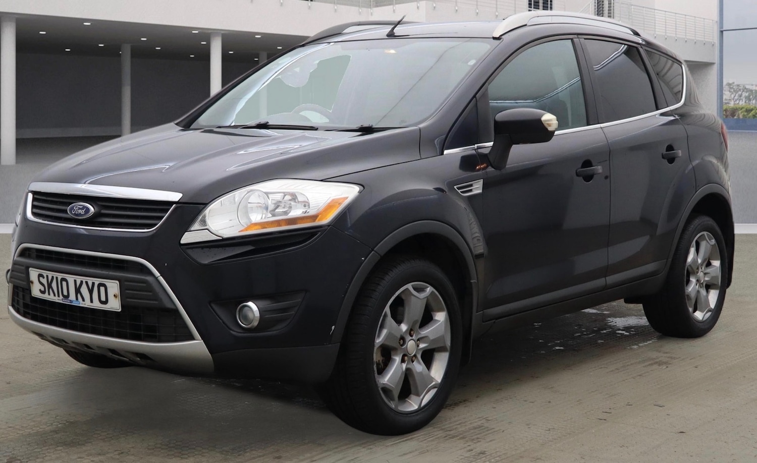 Used Ford Kuga 2010 for sale - 77592726: Photo 2