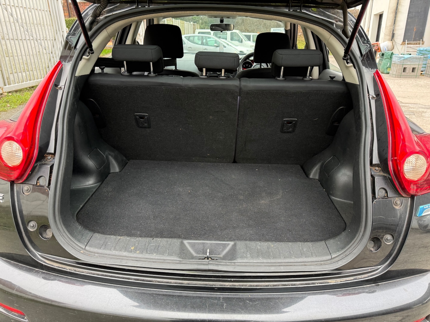 Used Nissan Juke 2011 for sale - 77447696: Photo 9