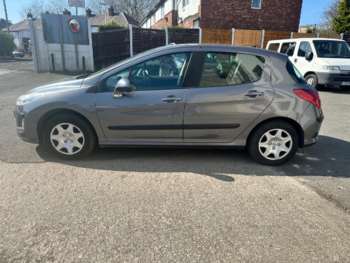 Used Peugeot 308 2010 for sale - 74246156: Photo