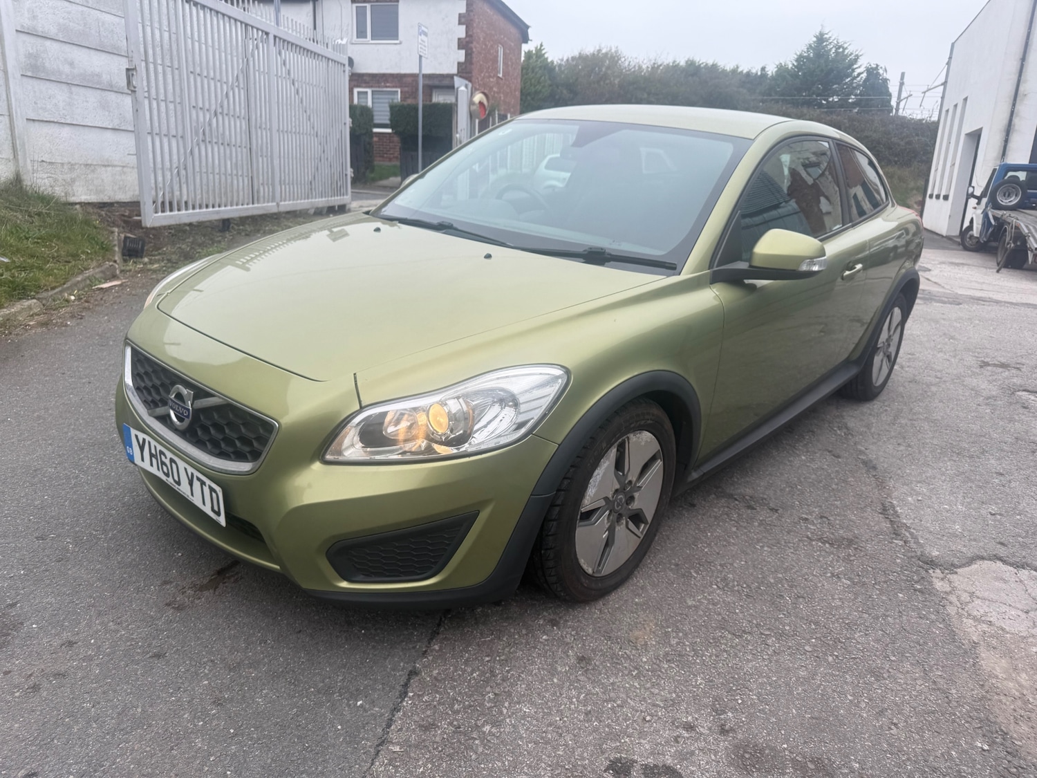 Used Volvo C30 2010 for sale - 76262751: Photo 3