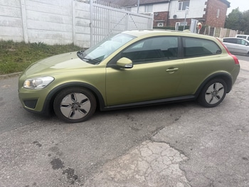 Used Volvo C30 2010 for sale - 76262751: Photo