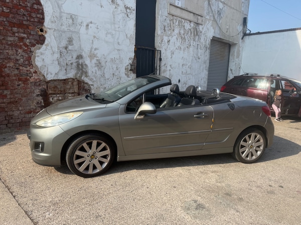 Used Peugeot 207 2011 for sale - 75574252: Photo 1