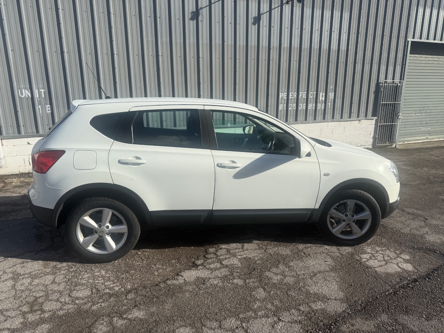 Used Nissan Qashqai 2009 for sale - 76392362: Photo 8