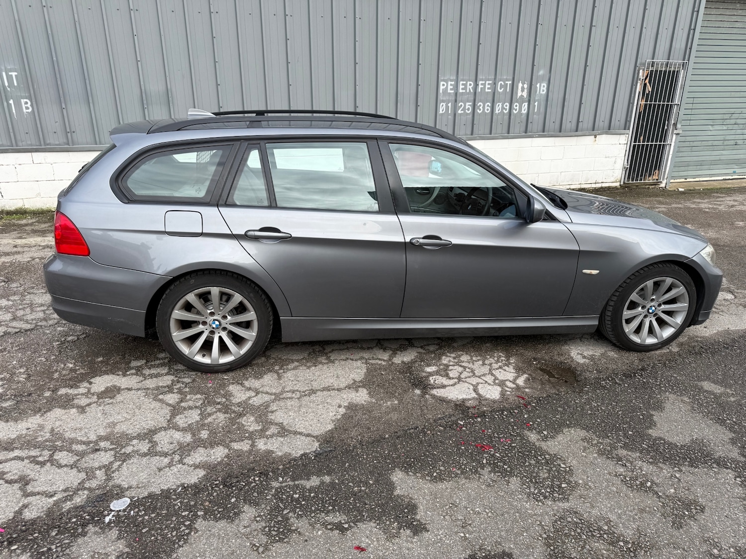 Used BMW 3 Series 2009 for sale - 77776587: Photo 8