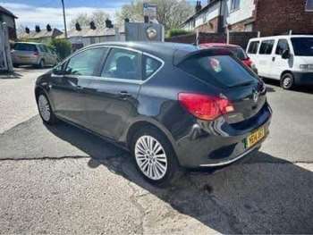 Used Vauxhall Astra 2014 for sale - 74903077: Photo