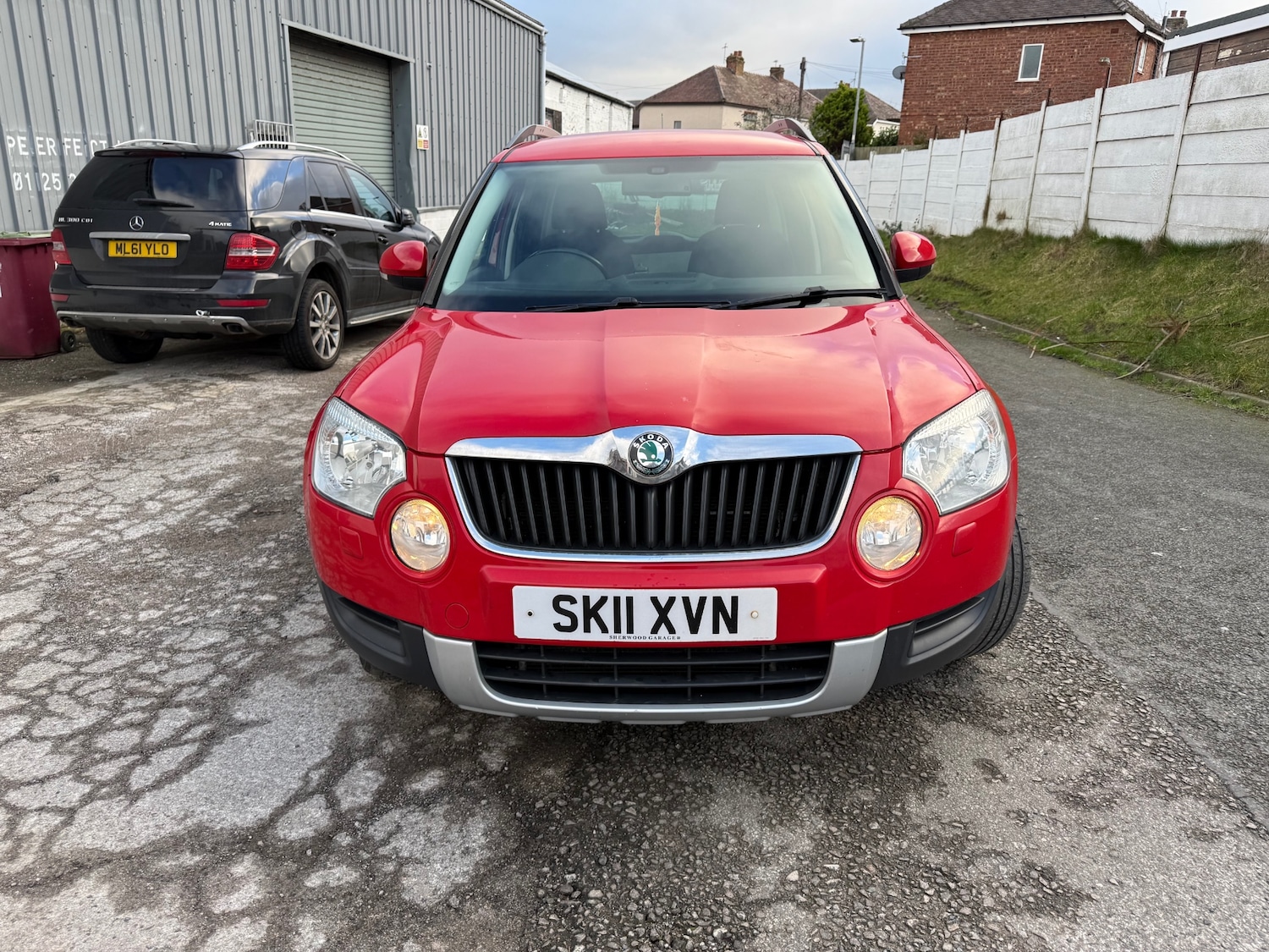 Used Skoda Yeti 2011 for sale - 77432945: Photo 2