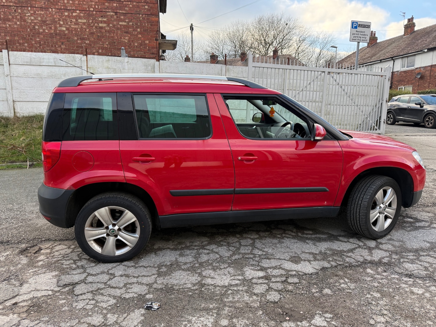 Used Skoda Yeti 2011 for sale - 77432945: Photo 8
