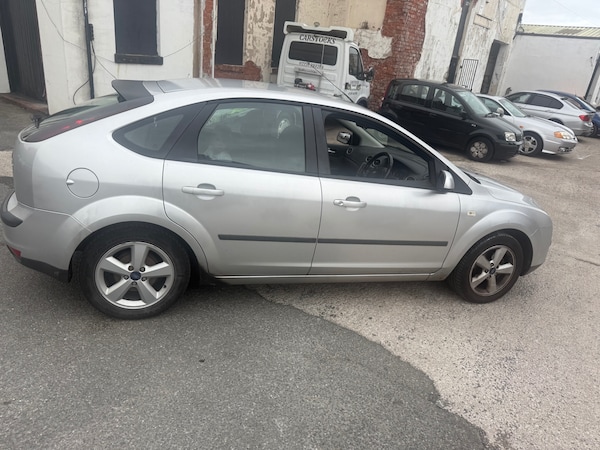 Used Ford Focus 2005 for sale - 76008763: Photo 8