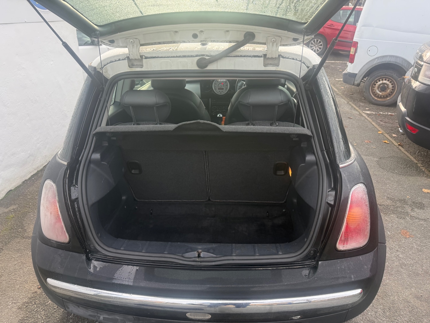 Used MINI Hatch 2002 for sale - 76517847: Photo 12