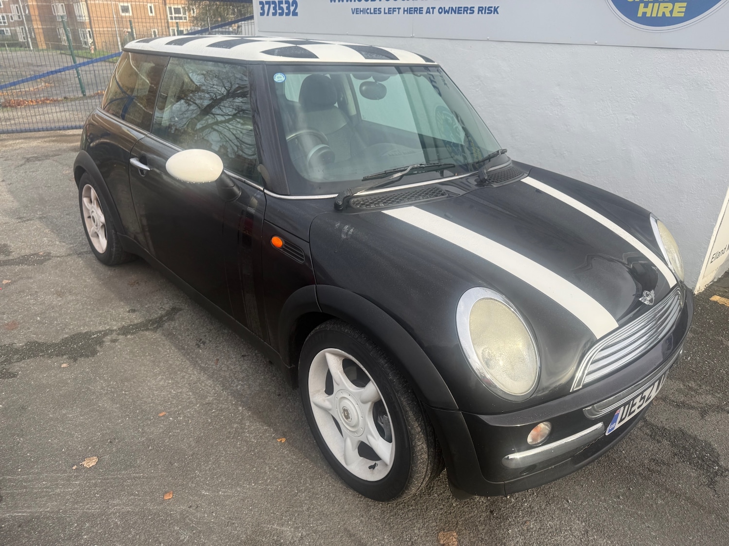 Used MINI Hatch 2002 for sale - 76517847: Photo 4
