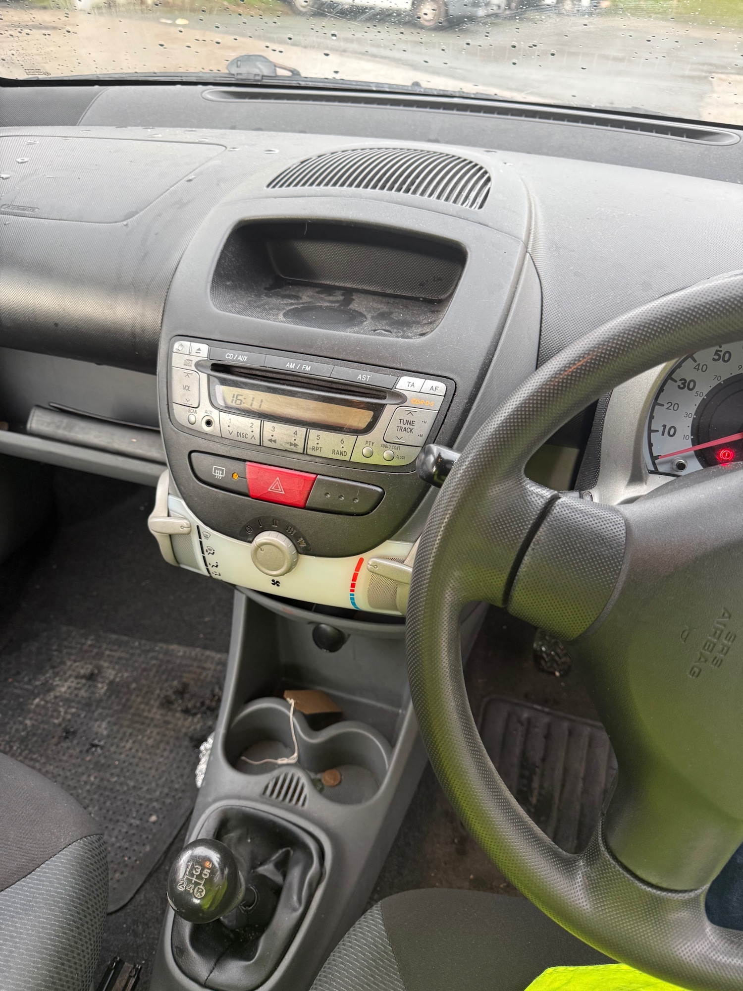 Used Toyota AYGO 2007 for sale - 77116169: Photo 13