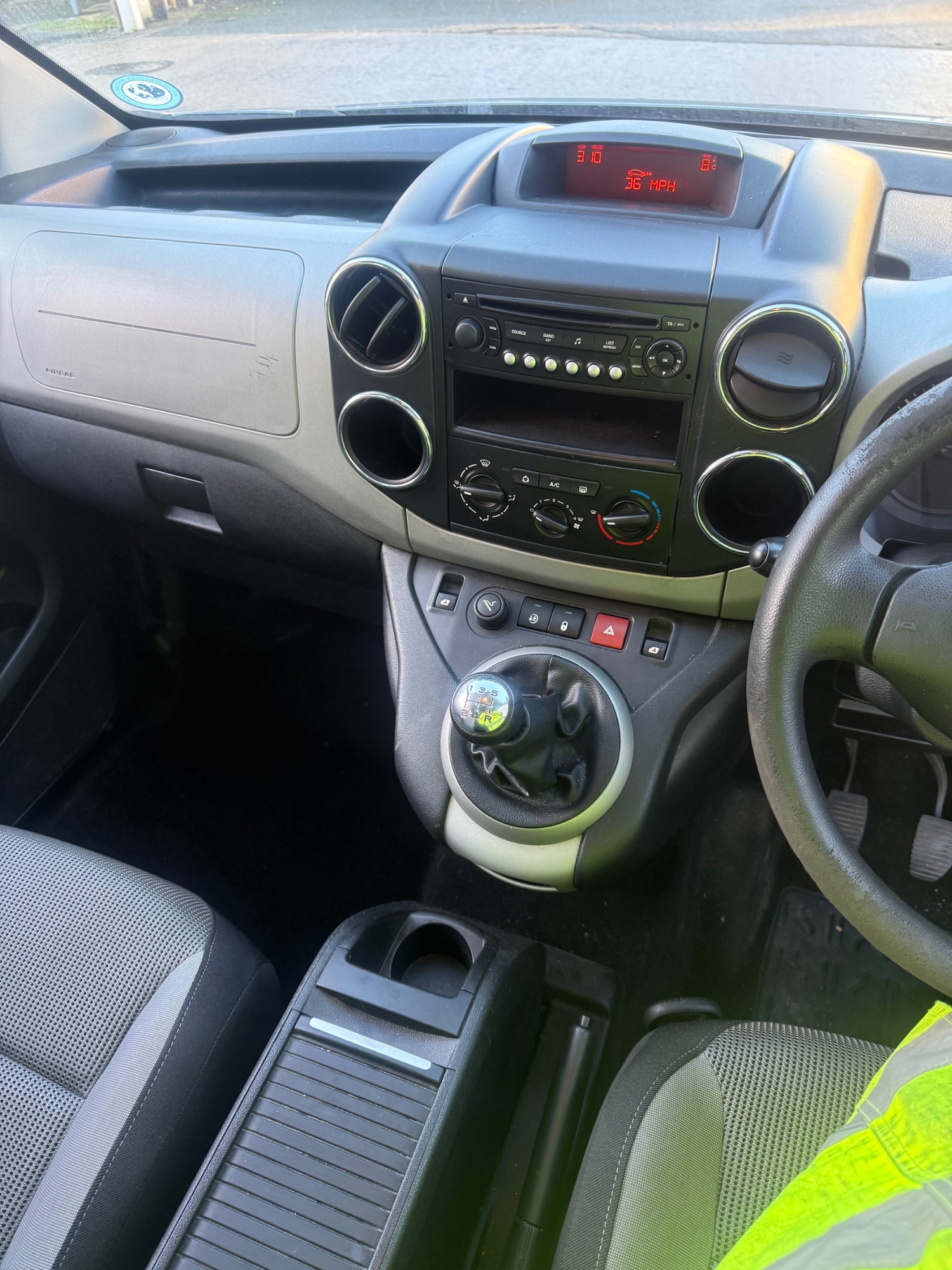 Used Peugeot Partner Tepee 2012 for sale - 76958699: Photo 26