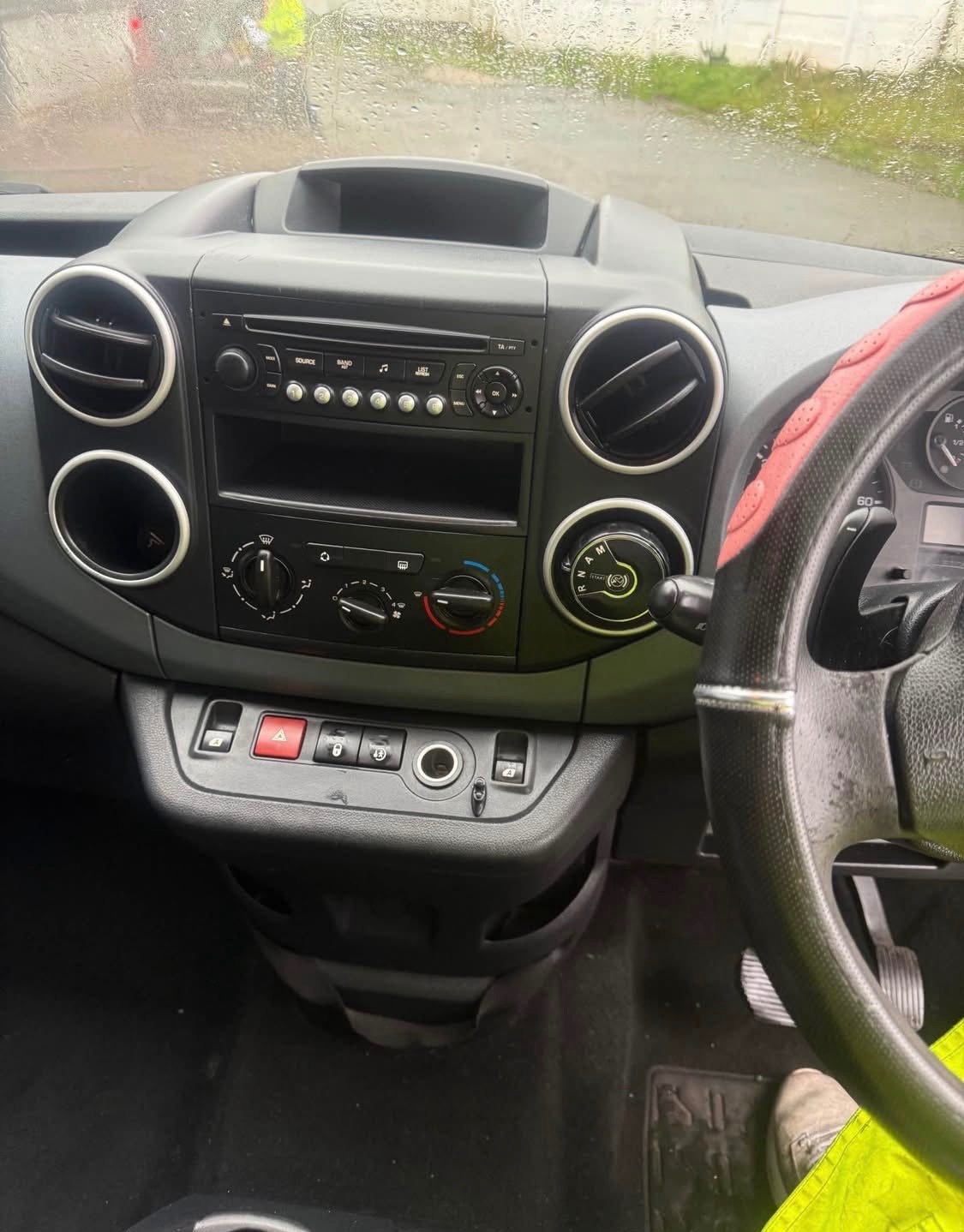 Used Peugeot Partner Tepee 2013 for sale - 78150746: Photo 11