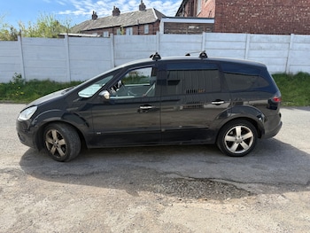 Used Ford S-Max 2010 for sale - 78391101: Photo