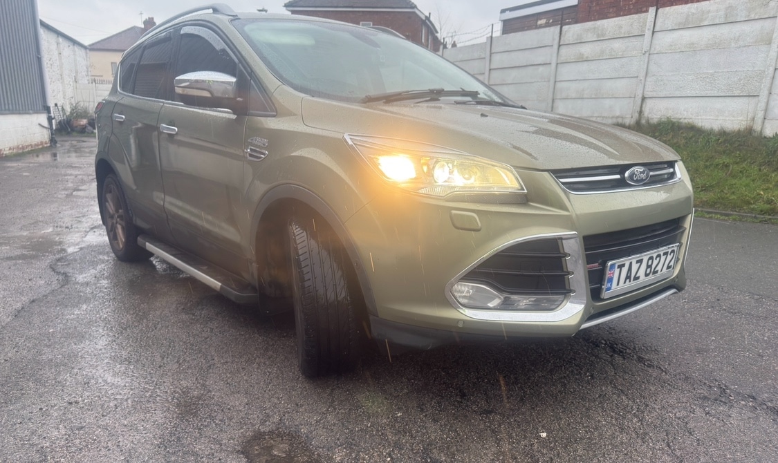 Used Ford Kuga 2014 for sale - 76807293: Photo 2