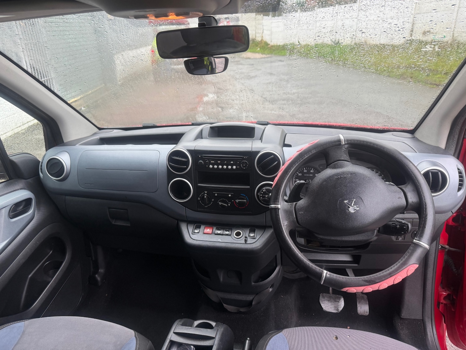 Used Peugeot Partner Tepee 2013 for sale - 76969061: Photo 10