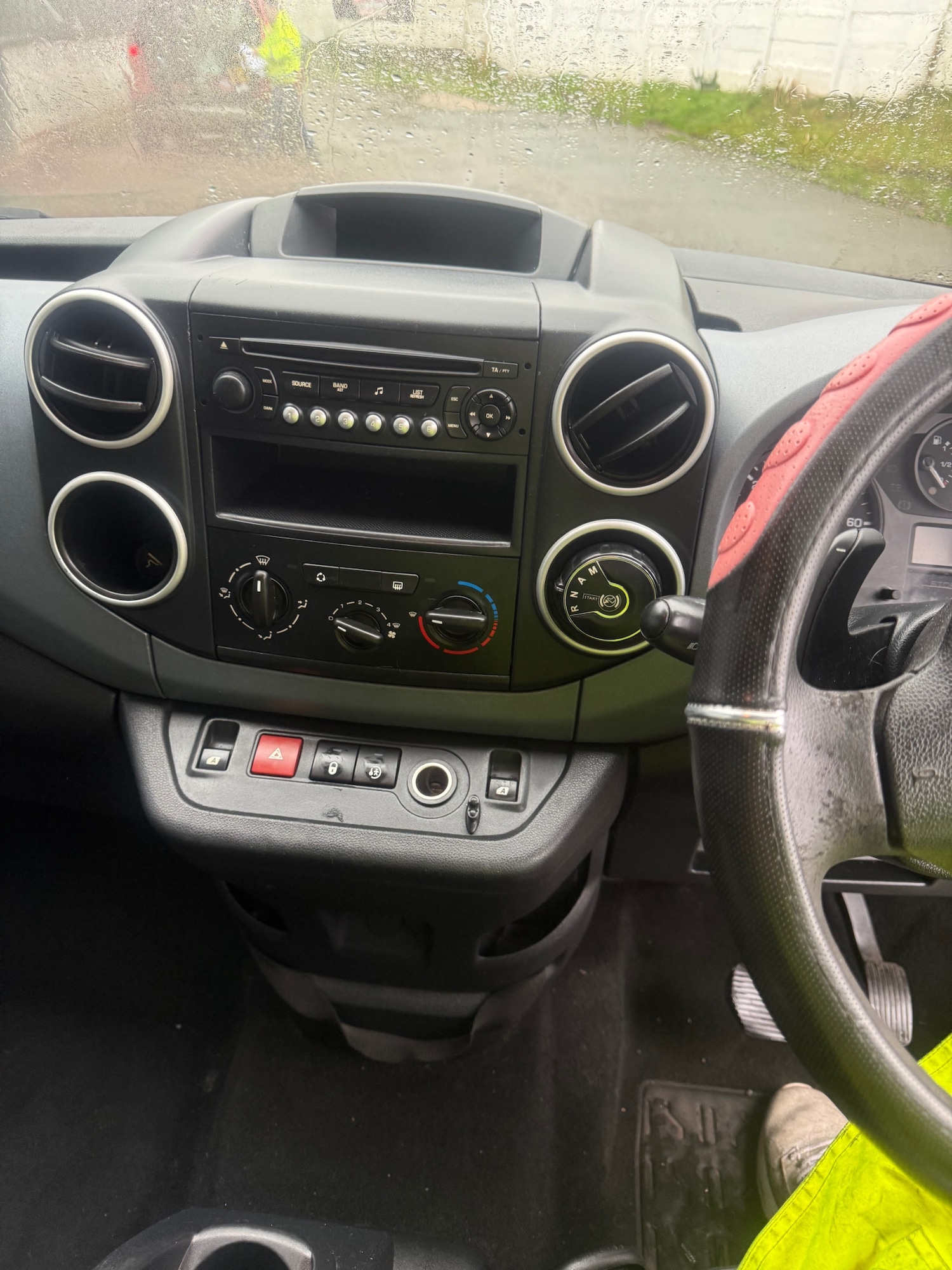 Used Peugeot Partner Tepee 2013 for sale - 76969061: Photo 12