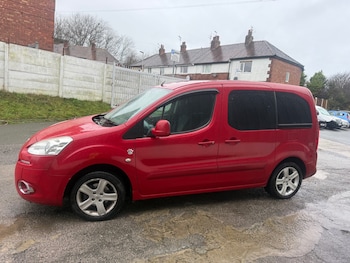 Used Peugeot Partner Tepee 2013 for sale - 76969061: Photo