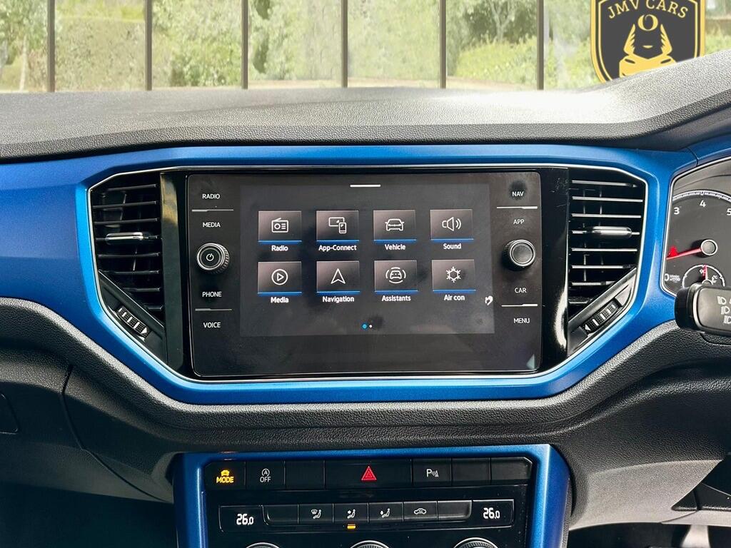 Used Volkswagen T-Roc for sale - 77292055: Photo 17