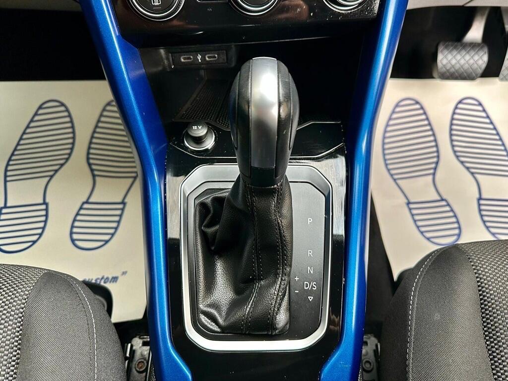 Used Volkswagen T-Roc for sale - 77292055: Photo 20