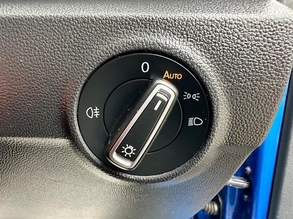 Used Volkswagen T-Roc for sale - 77292055: Photo 21