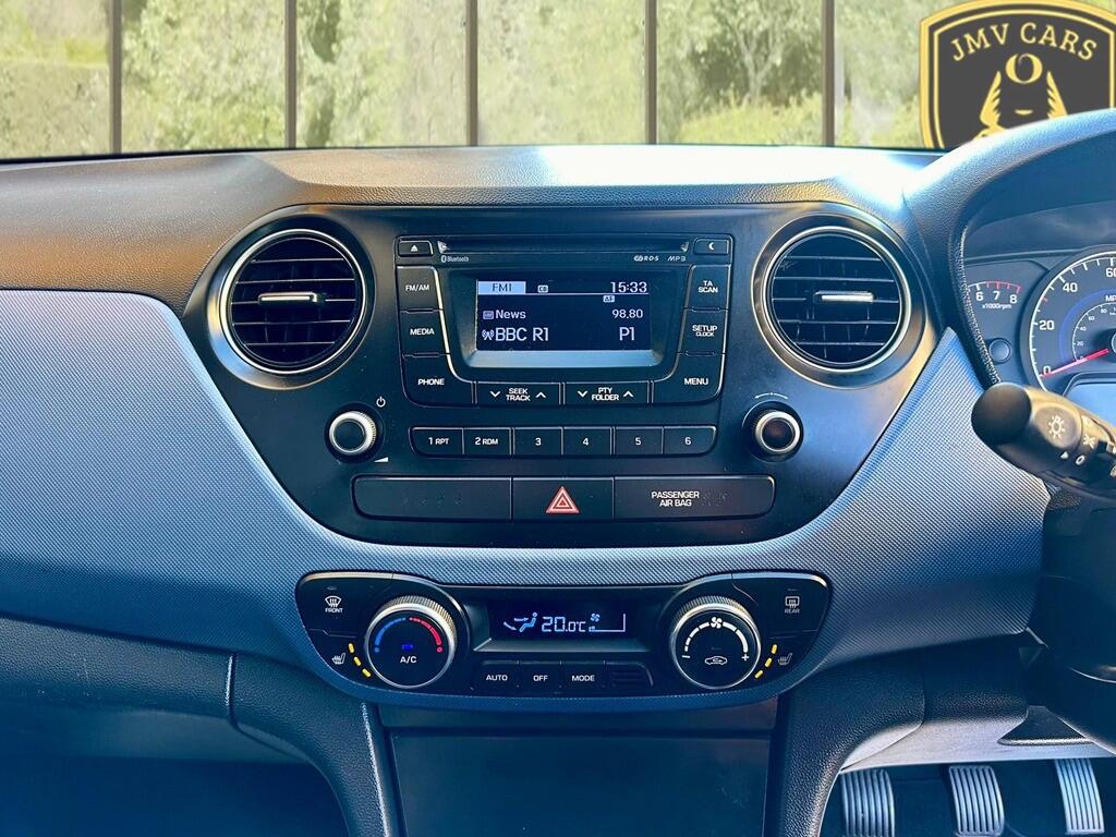 Used Hyundai i10 2016 for sale - 76121703: Photo 14