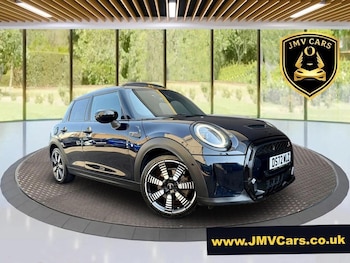 Used MINI Hatch 2023 for sale - 79413002: Photo