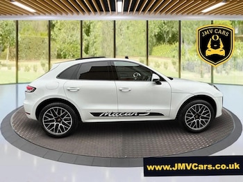 Used Porsche Macan 2020 for sale - 77331654: Photo