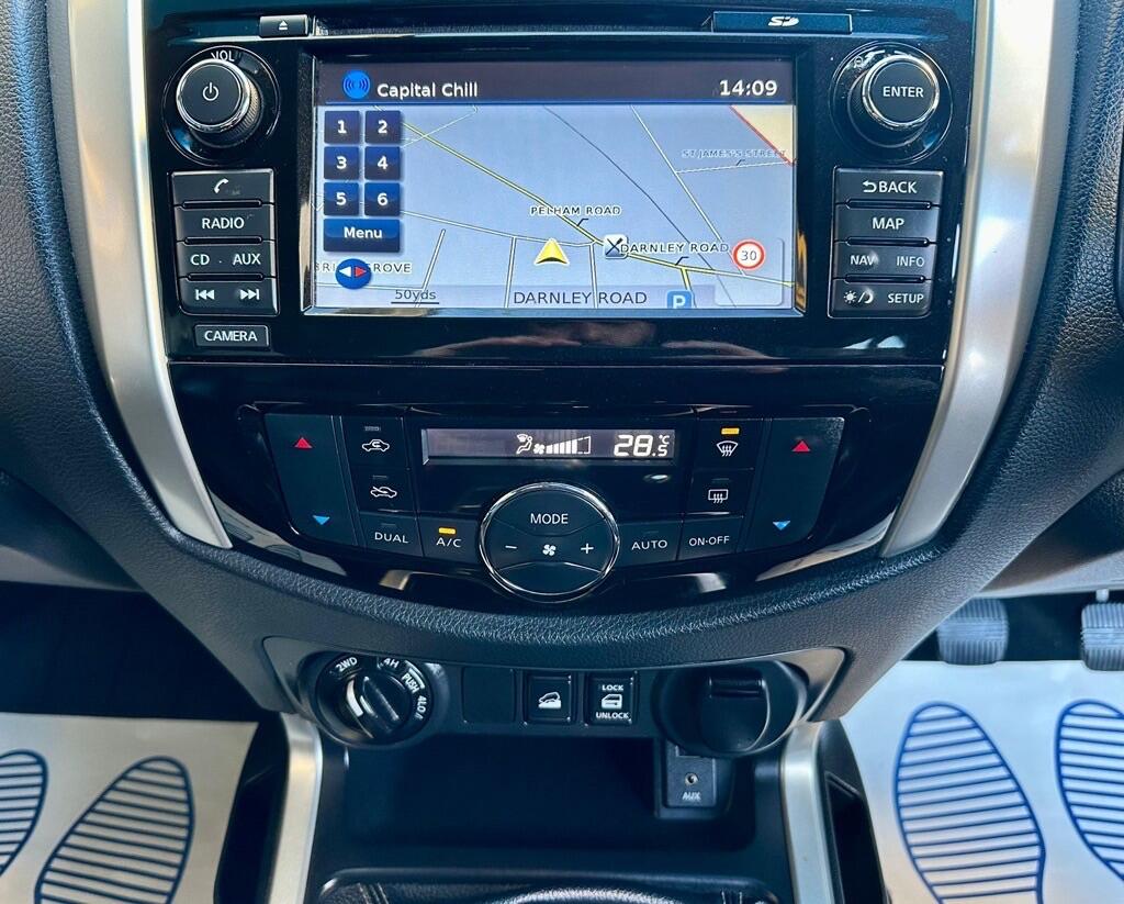 Used Nissan Navara 2017 for sale - 77090856: Photo 16