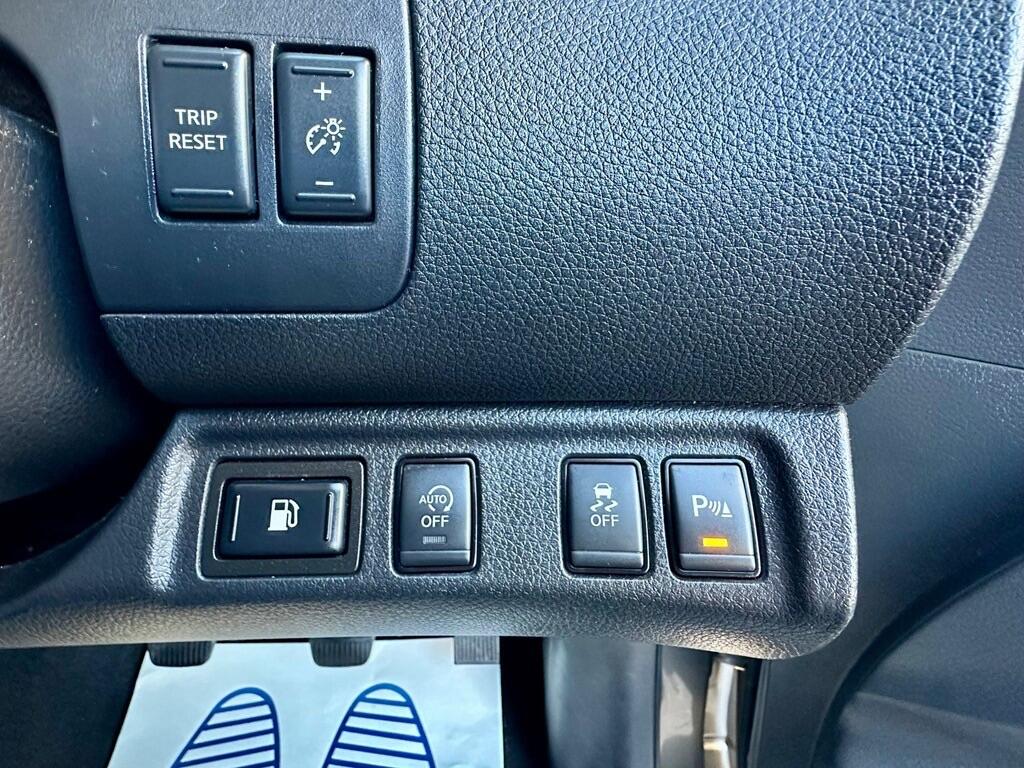 Used Nissan Navara 2017 for sale - 77090856: Photo 21