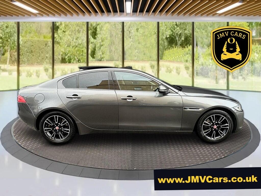 Used Jaguar XE 2015 for sale - 77351784: Photo 2