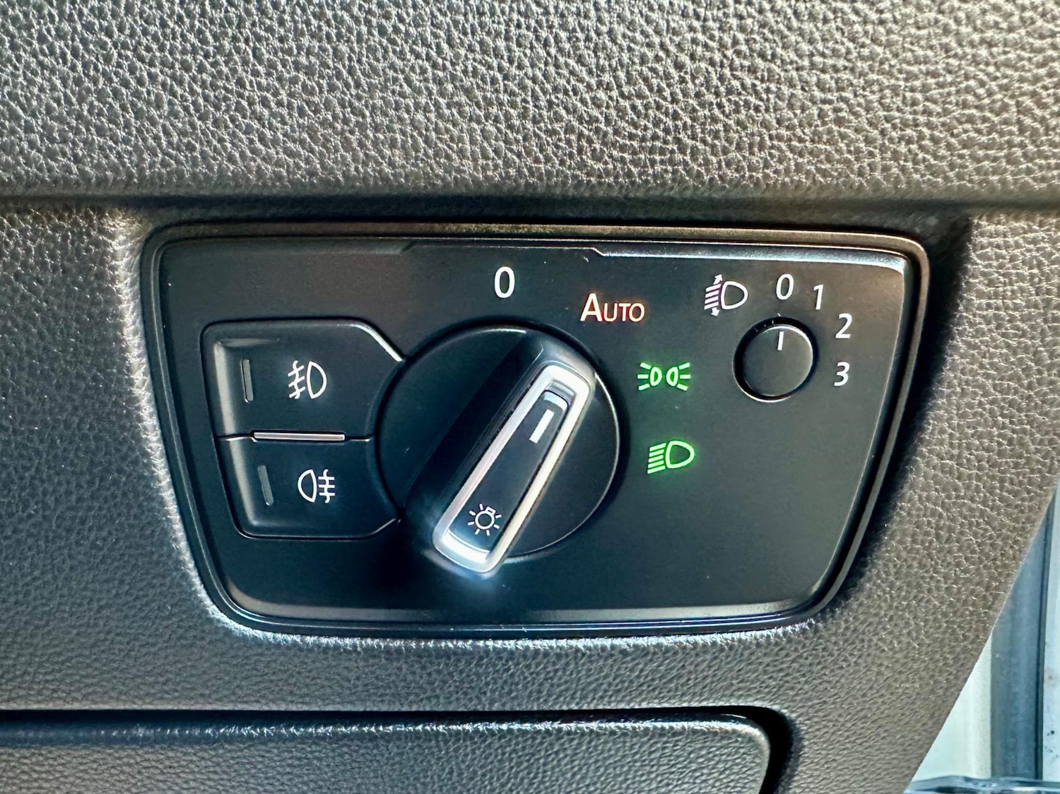 Used Volkswagen Passat 2017 for sale - 76121955: Photo 23