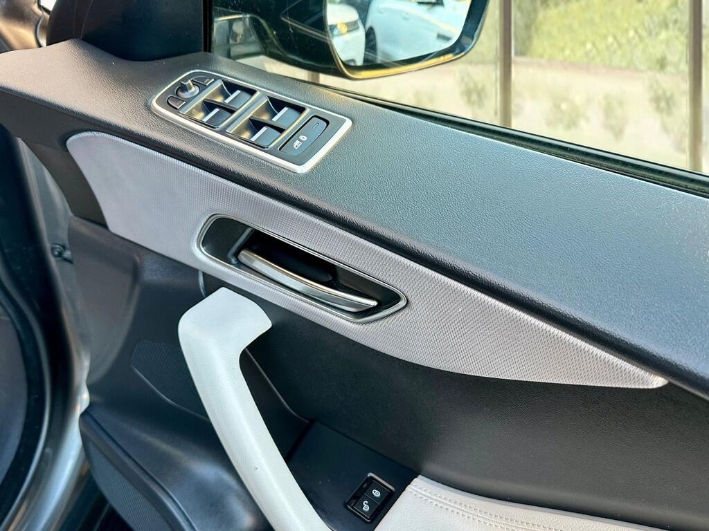 Used Jaguar F-Pace 2018 for sale - 76715019: Photo 22