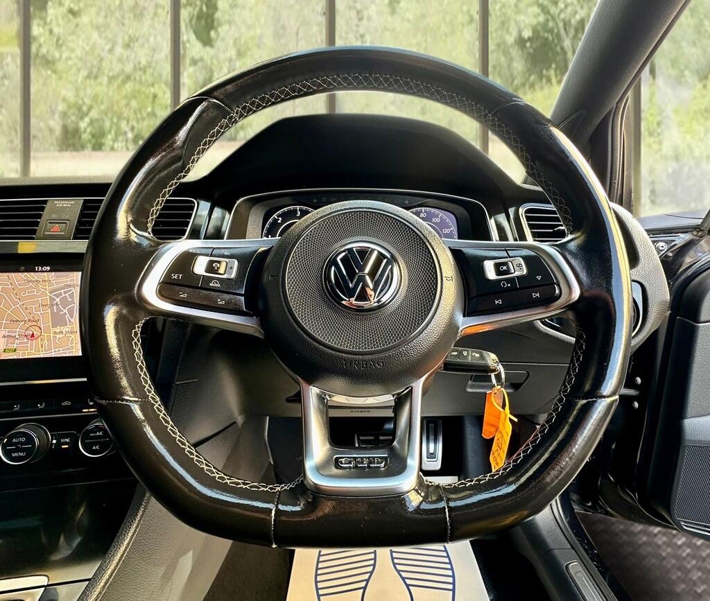 Used Volkswagen Golf 2017 for sale - 76992100: Photo 11