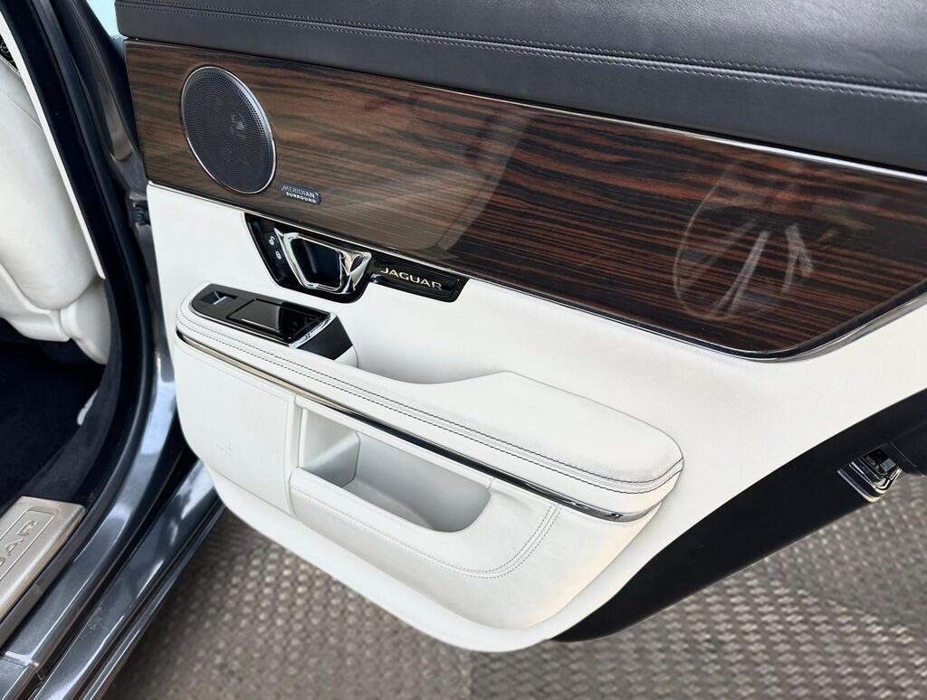 Used Jaguar XJ for sale - 76476693: Photo 24