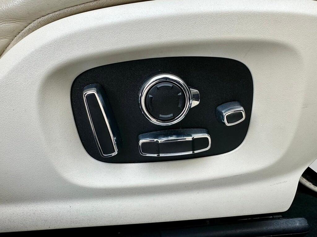 Used Jaguar XJ for sale - 76476693: Photo 26