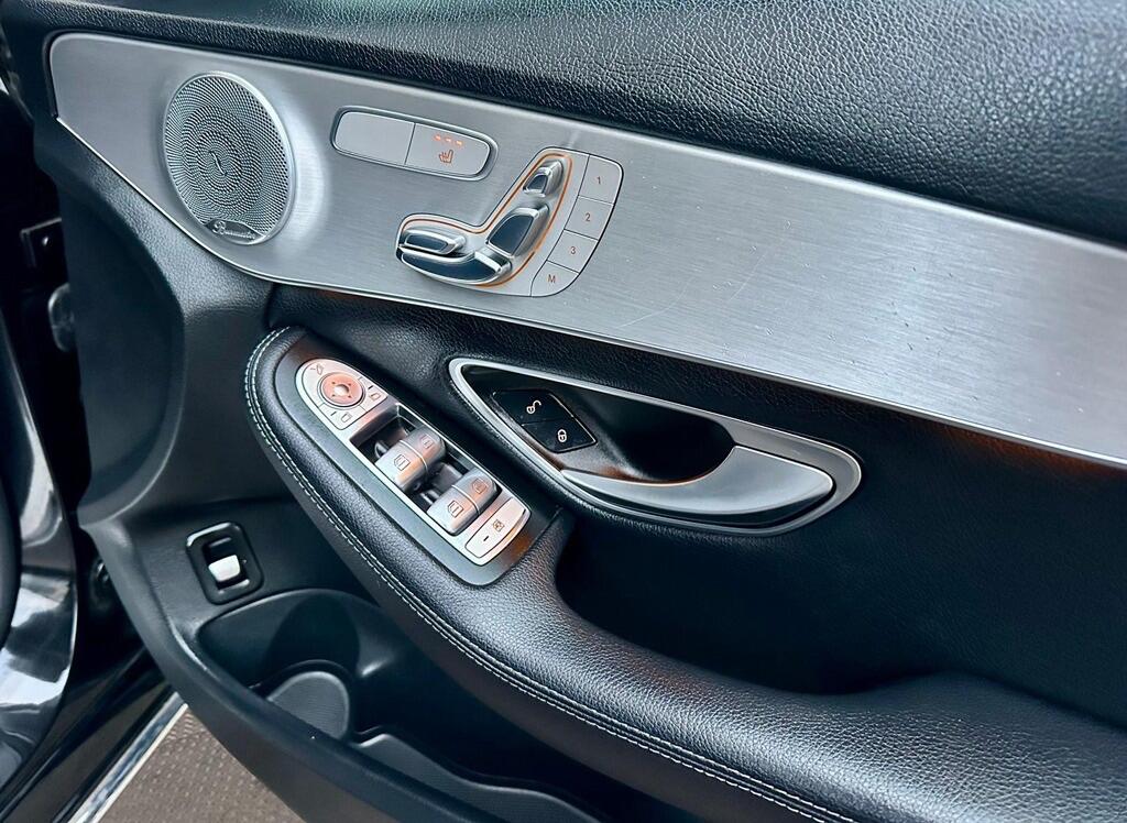 Used Mercedes-Benz C Class 2019 for sale - 76284058: Photo 21