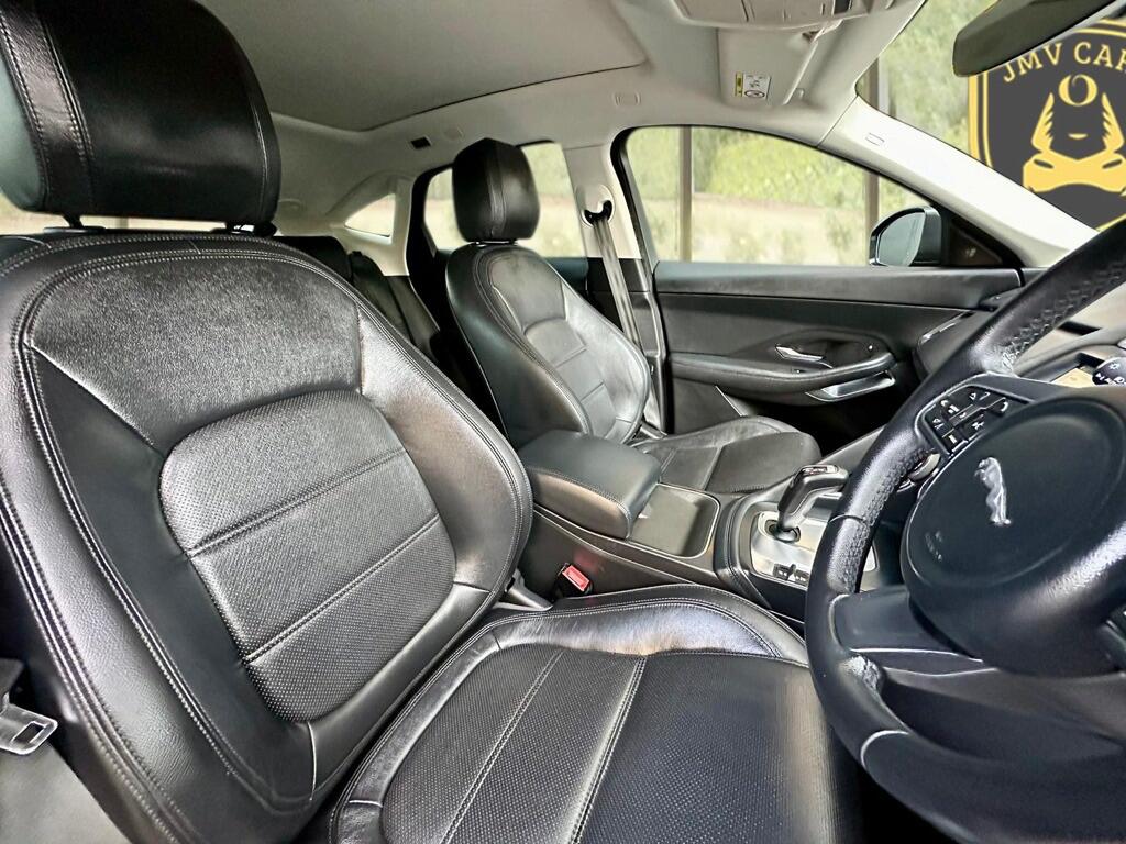 Used Jaguar E-Pace 2018 for sale - 76371649: Photo 13