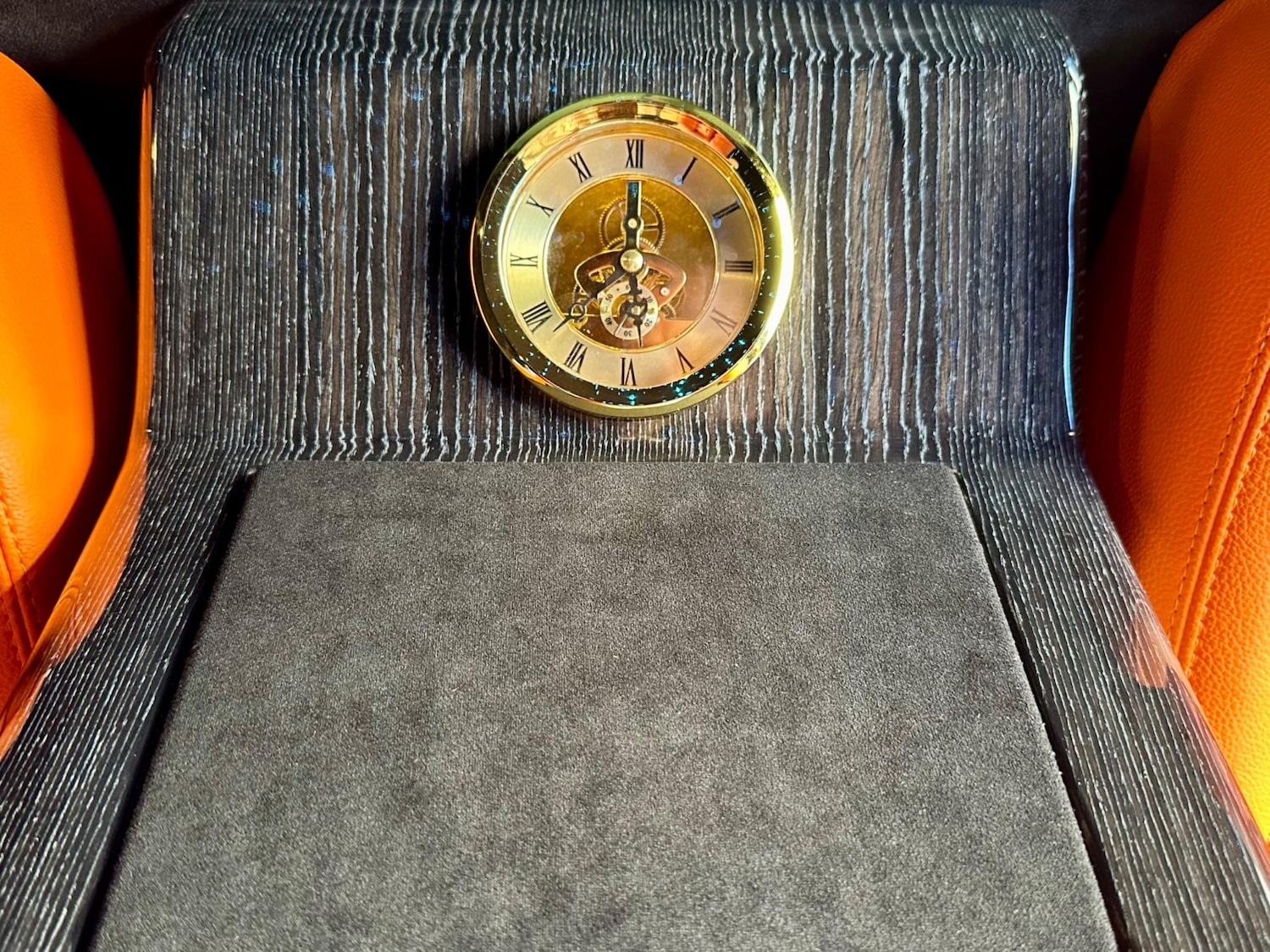 Used Mercedes-Benz V-Class 2017 for sale - 76990426: Photo 34